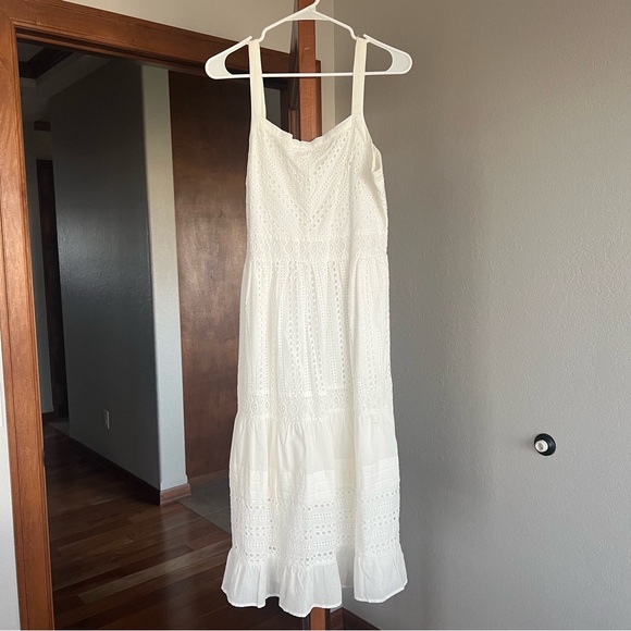 NWT Skies are Blue White Eyelet Midi Dress, Medium - Picture 6 of 9